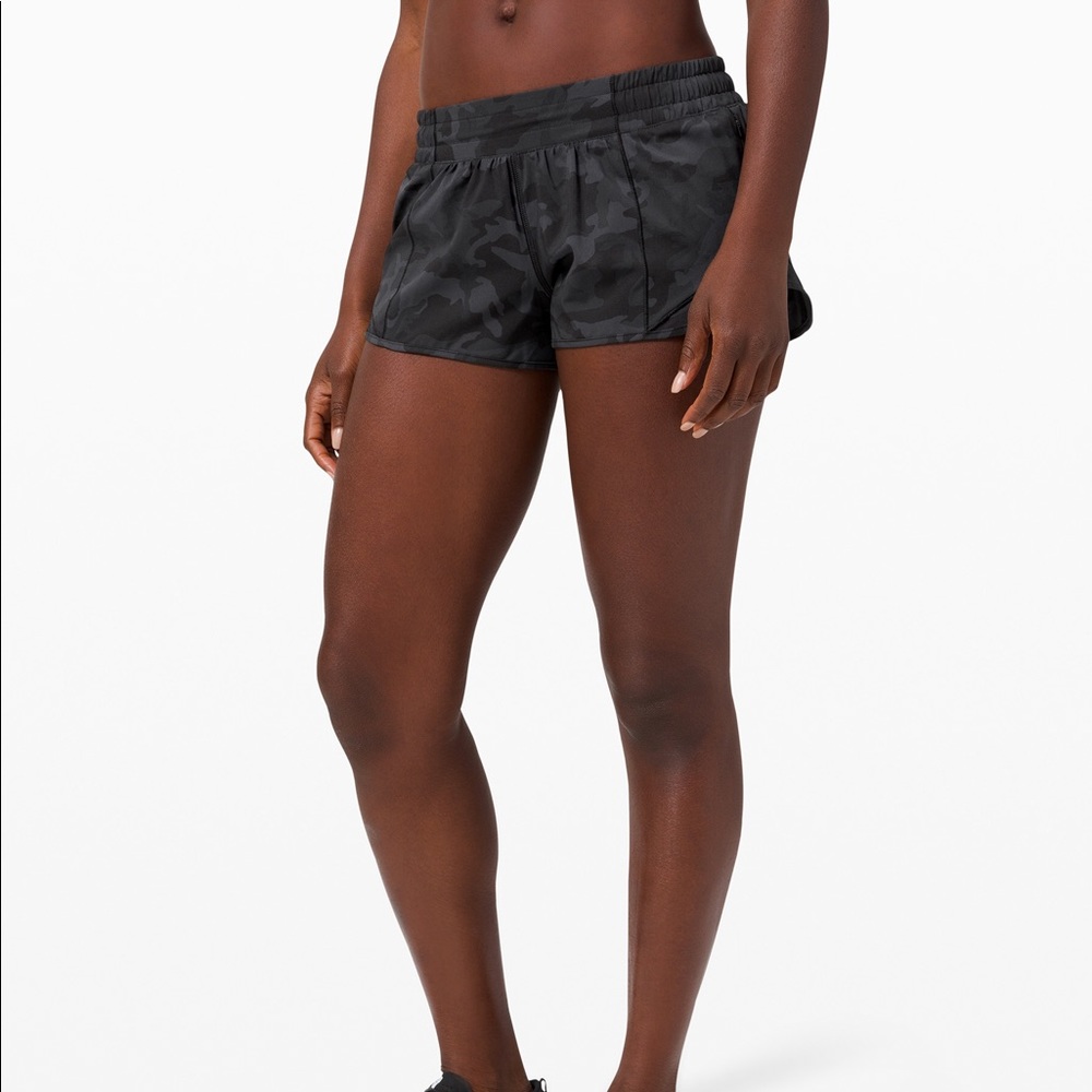 Lululemon Hotty Hot Short II